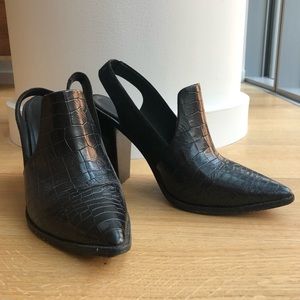 Tibi Black Maud Crocodile Slingback Pointy Toes Pumps 37